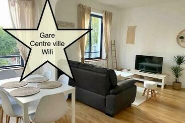 Ferienwohnungen Quimper: T3 Avec Vue Cathédrale Proche Gare