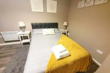 Turistihuoneistot The Savile, Luxury Apartment Leeds   Your Next Stay