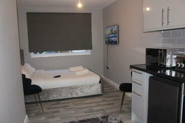 游客公寓 High End Central Luton Studio   Ideal For Airport!