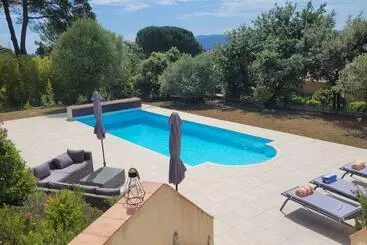 ツーリストアパートメント Villa Bellavista