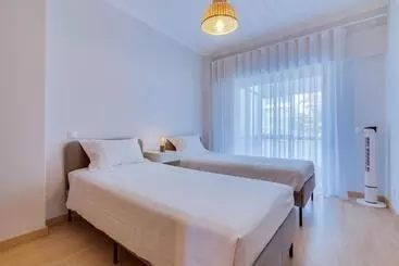 ツーリストアパートメント Al   Oceano T2 Frente Mar Quarteira