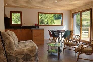 דירות לתיירים Chalet Les Noisetiers