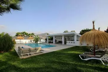 Turistihuoneistot Tess Villa Le Clos Fleury