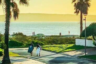 Жильё для туристов Beach House Mosselrivier