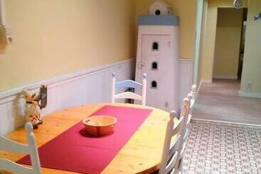 游客公寓 Ruim Authentiek Gelijkvloers Appartement Op Wandelafstand Van De Zee