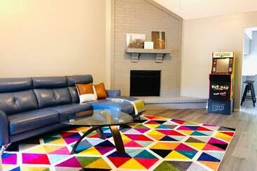 شقق خاصة سياحية The Book Nook Books/arcade/grill