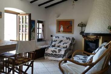 Turist apartmanları Via Vione 70 Bis