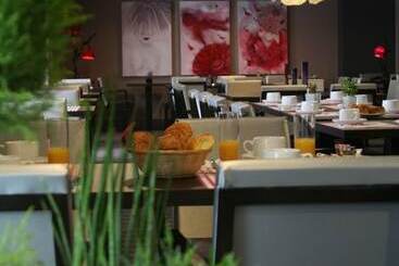 Отель Ax Hôtel Spa & Restaurant