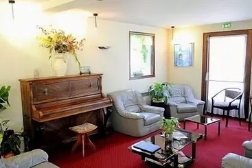 酒店 Logis Le Relais De Pouilly