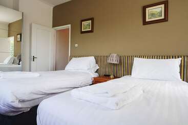 בית מלון כפרי Millstone Country Inn