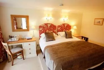 Hotel The Pheasant Inn