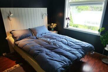 Turist apartmanları A Place That Feels Like Home. Free Parking