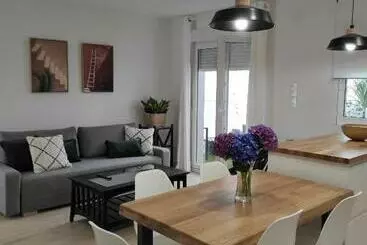 ツーリストアパートメント Apartamento A 140 M Playa Caneliñas  2 Habit. 4 6 Pax