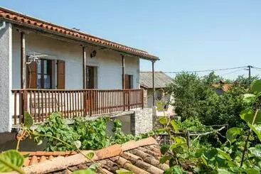 آپارتمان‌های توریست‌ها Apartma Na Skdnu