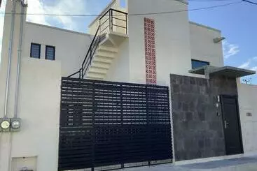 آپارتمان‌های توریست‌ها Complete And Spacious Apartment
