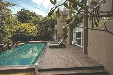 هتل Villa Talay