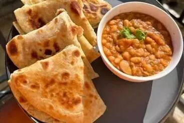 تختخواب و صبحانه Aivilo Home