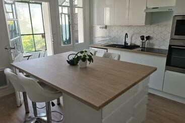 דירות לתיירים Belle Maison 12p 6 Couchages Tours Centre Avec Jardin