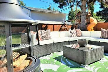 דירות לתיירים Luxury Home By North Glenmore Park