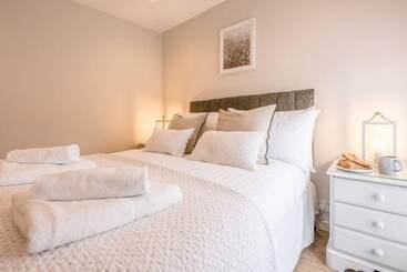 游客公寓 Holly Cottage In Bury St Edmunds