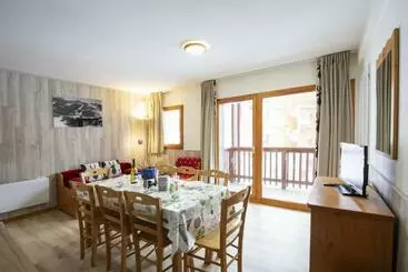ツーリストアパートメント Les Balcons Proche Parc National Vanoise Appartement 3 Pieces 8 Pers