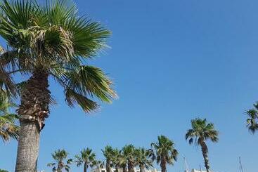 Turistihuoneistot Magnifique 2 Pièces Vue Port Et Mer