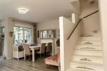 ツーリストアパートメント Boutique Ferienhaus