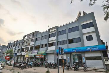 בית מלון כפרי Red Rose