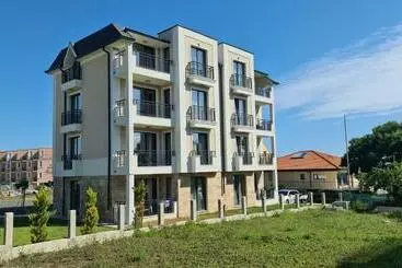 Turistihuoneistot Nea Apartments