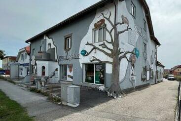 Жильё для туристов Apartments Ratzersdorfer Seen In 3100 Sankt Pölten