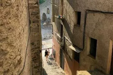 ツーリストアパートメント Apartamento Dúplex En El Puente Histórico, Gra De Fajol