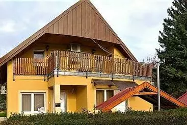 Pensiune Balassa Családi Apartman