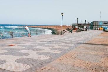 Turistihuoneistot Acogedor Piso En Pozo Izquierdo