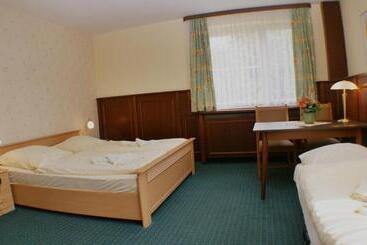 Gasthaus & Hotel Lindenkrug