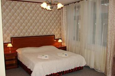 ホテル Aparthaus Waren