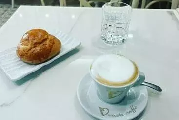 Aamiaismajoitus (B&B) N&m Dimora Carrieri Luxury