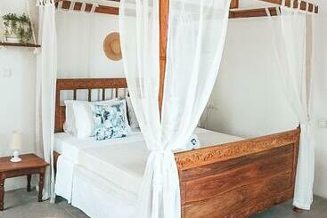 פנסיון Jasmine By Sanctuary