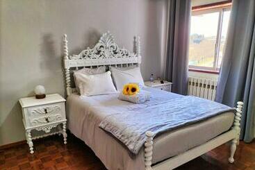 ベッドアンドブレックファースト Anoitecer Itinerante Al   Antiga Residencial O Garfo