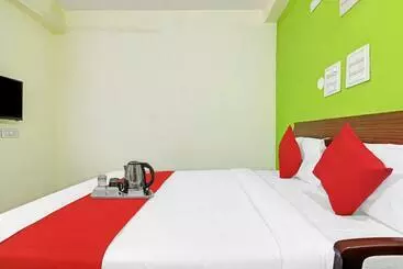 Super Hotel O Dk Reddy Square