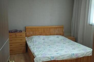 آپارتمان‌های توریست‌ها джал артис