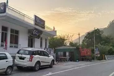 Kc Hotel & Restaurant