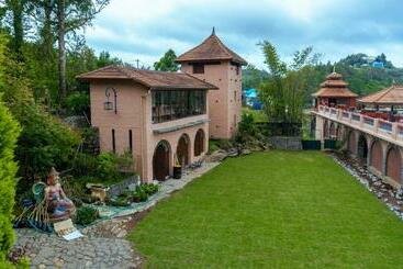 בית מלון כפרי Mango Hill Yercaud