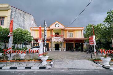 فندق Reddoorz Plus @ Jalan Fl Lumban Tobing Sibolga