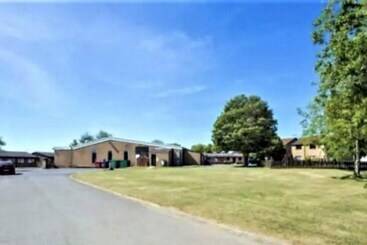 شقق خاصة سياحية Lovely 5 Person Chalet In St Margaret S At Cliffe