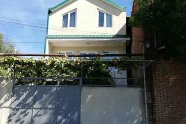 پانسیون Tbilisi View House