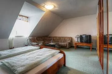 ベッドアンドブレックファースト Pension & Gasthaus Kahren