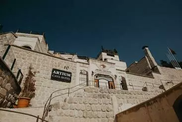 Hotelli Artium Cave