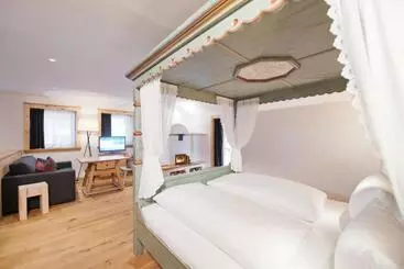 Mondschein Hotel & Chalet