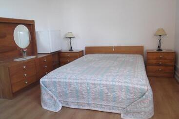 ペンション Residencial Galo D Ouro