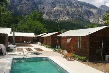 Aparthotel Lime Tree Houses